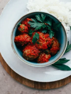 ground beef and pork recipes with meatballs and marinara sauce