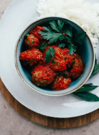 ground beef and pork recipes with meatballs and marinara sauce