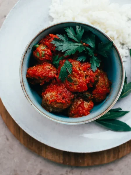 ground beef and pork recipes with meatballs and marinara sauce