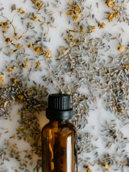 magnesium oil recipe with magnesium chloride flakes and distilled water