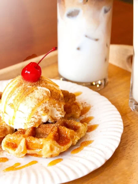 Apple Cinnamon Waffle Kebabs