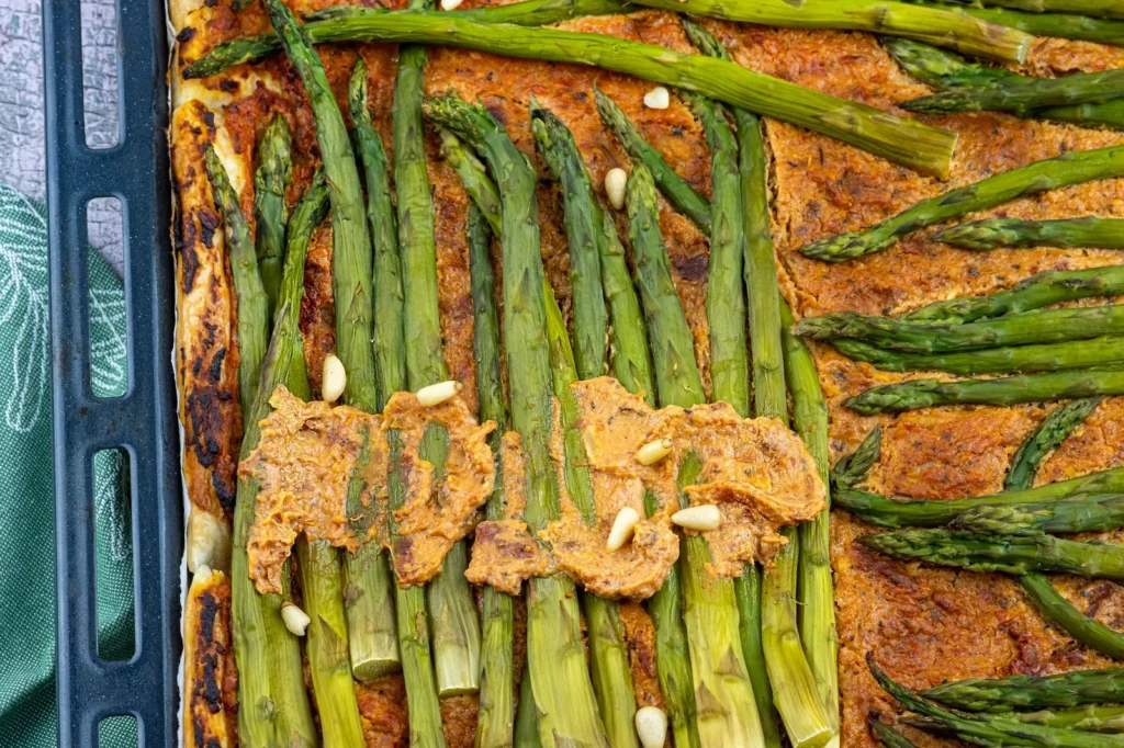 Asparagus And Prosciutto Puff Pastry Bundles