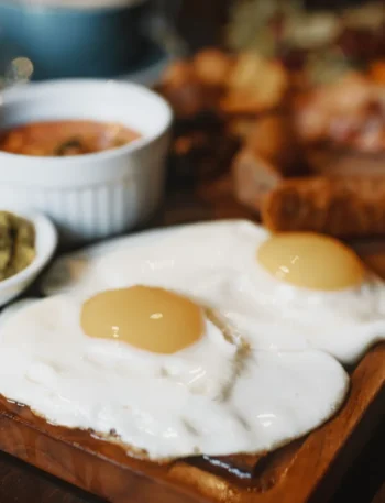 Baked Egg In Avocado