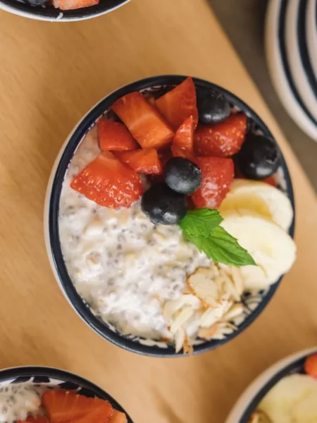 Banana Strawberry Oats