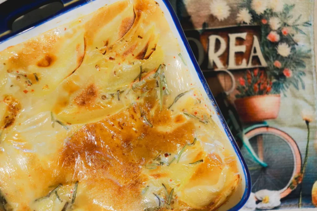 Boulangere Potatoes