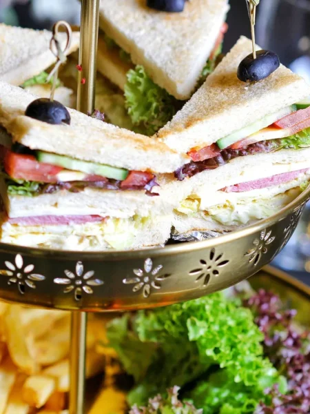 California Club Sandwich
