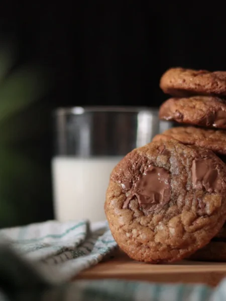Chocolate Chipless Cookies