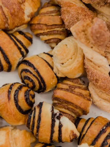 Cinnamon Puff Pastry Rolls
