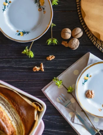 easy banana bread recipe with walnuts