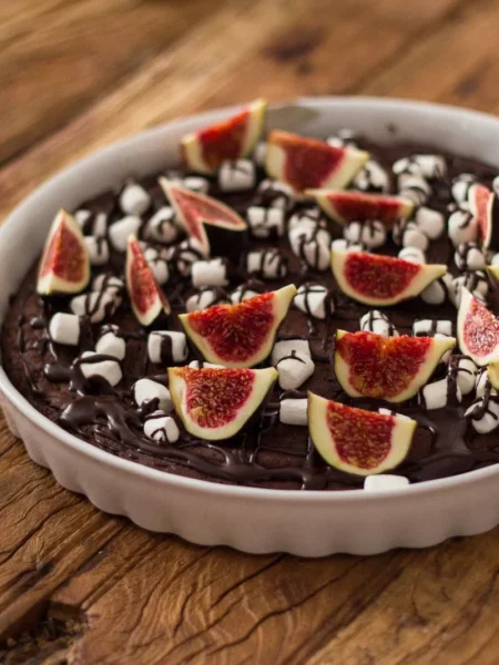 Easy Chocolate Marshmallow Pie