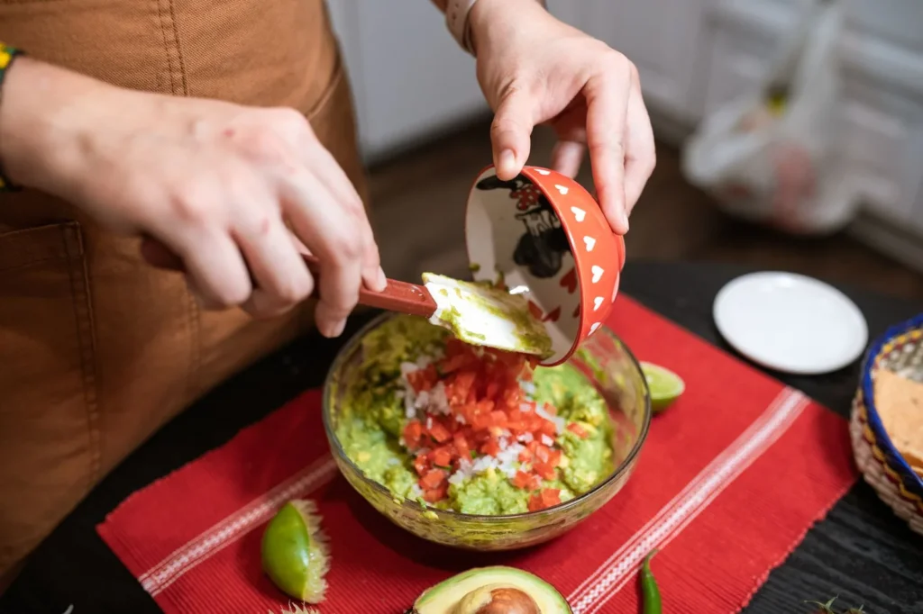 Easy Creamy Homemade Guacamole