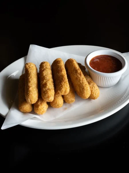 Easy Fried Mozzarella Sticks Recipe
