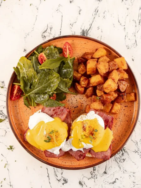 Eggs Benedict