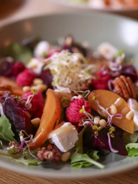 Grilled Peach Pecan Salad