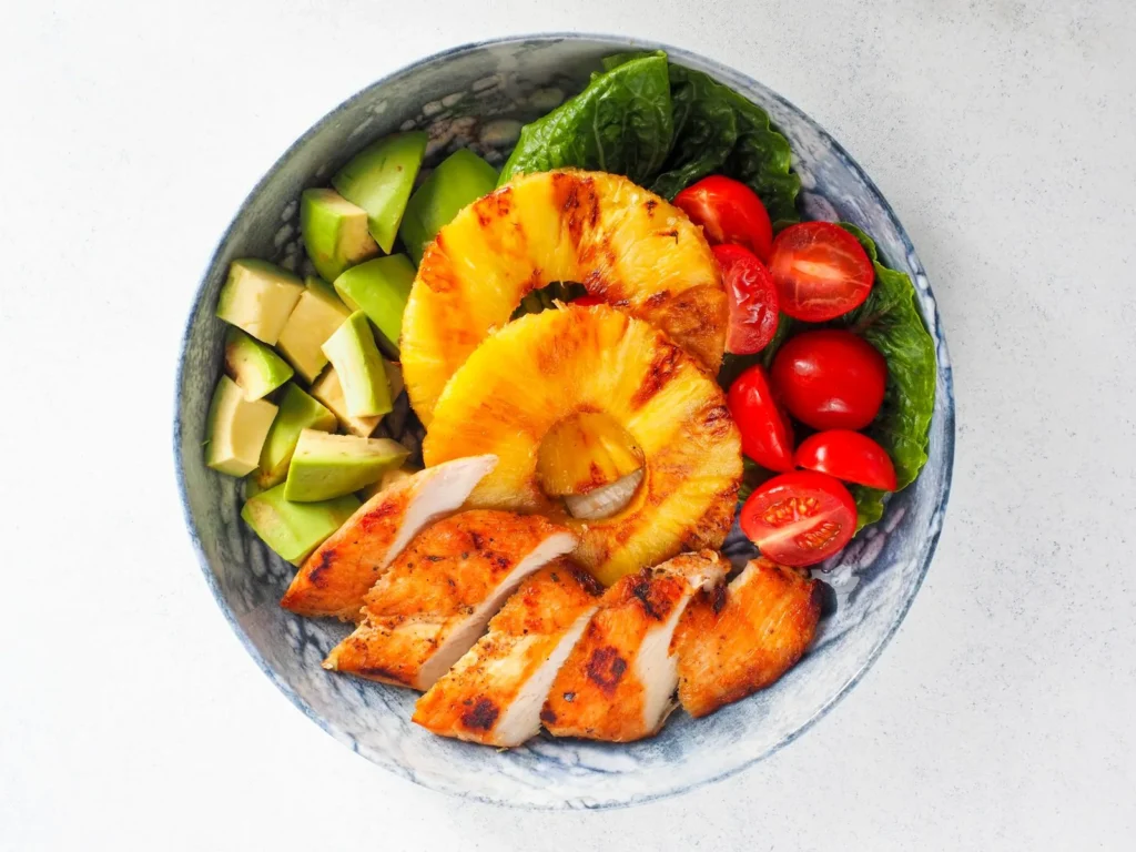 Grilled Pineapple Salad With Peanut Dressing