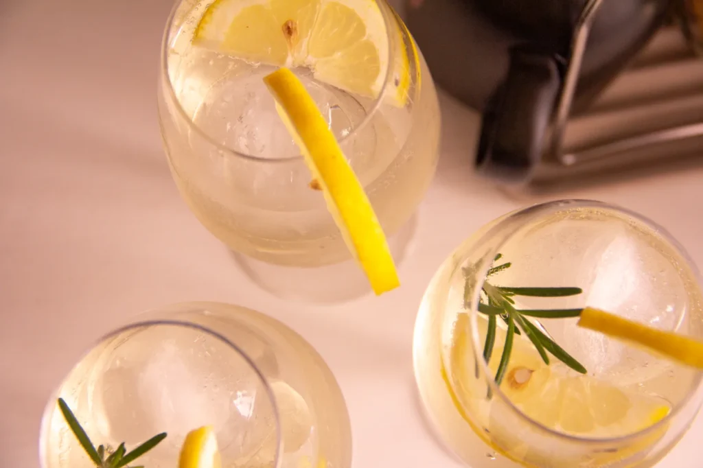 Lavender And Gin Cocktails