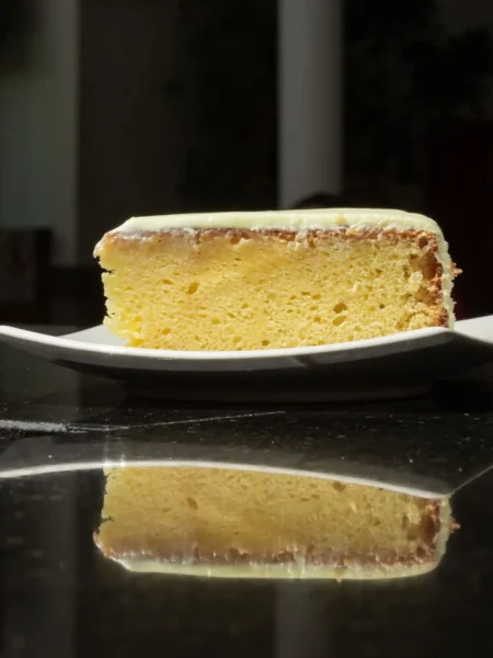 Lemon Brownies With Lemon Glaze