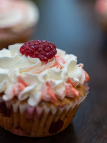 Lemon Raspberry Cupcakes