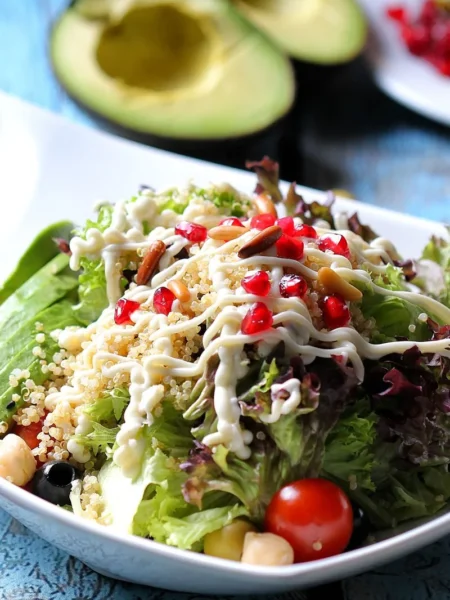 Mediterranean Quinoa Salad With Lemon Vinaigrette