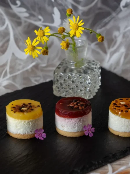 Mini Lemon Cheesecakes