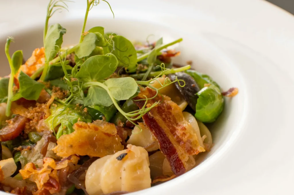 Pasta With Pancetta And Peas