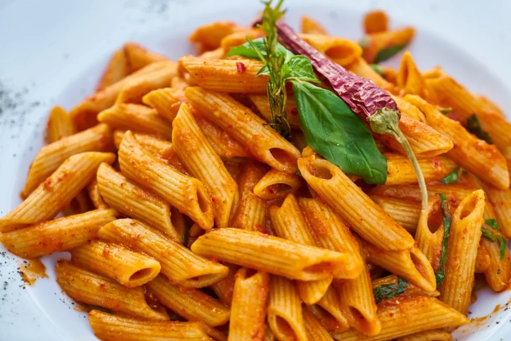 Pasta With Red Pepper Sauce