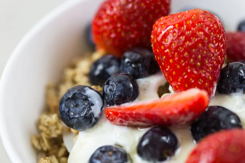 Pb And Berry Breakfast Bowl