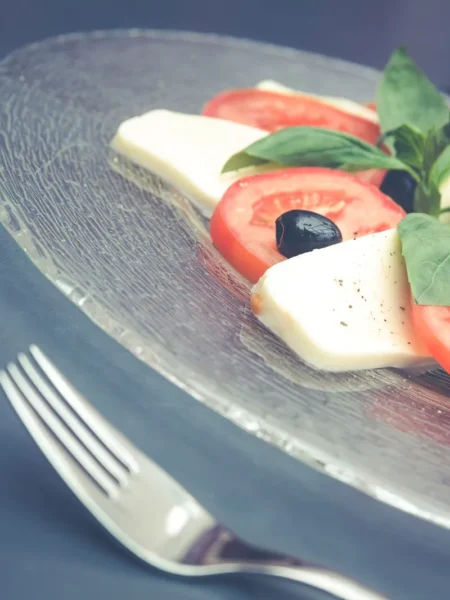Peach Caprese Salad With Balsamic Glaze