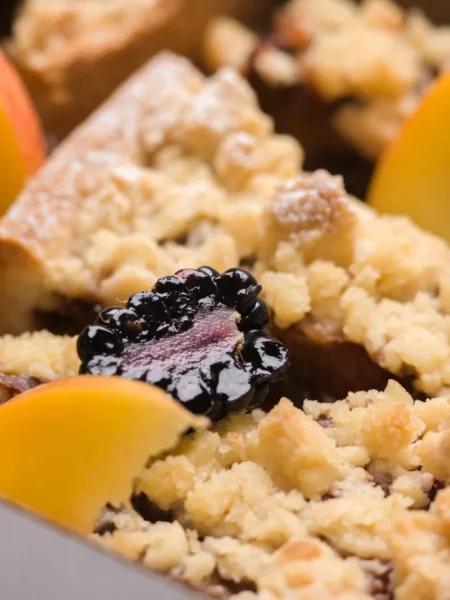 Peach Crumble Bars With Oats