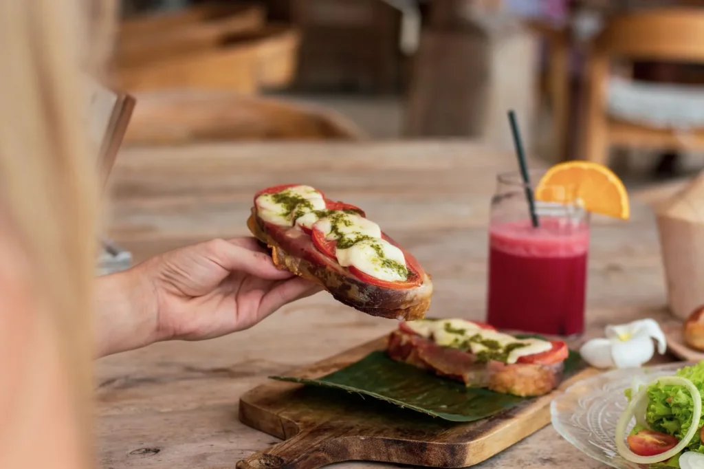 Pesto Pizza Toast