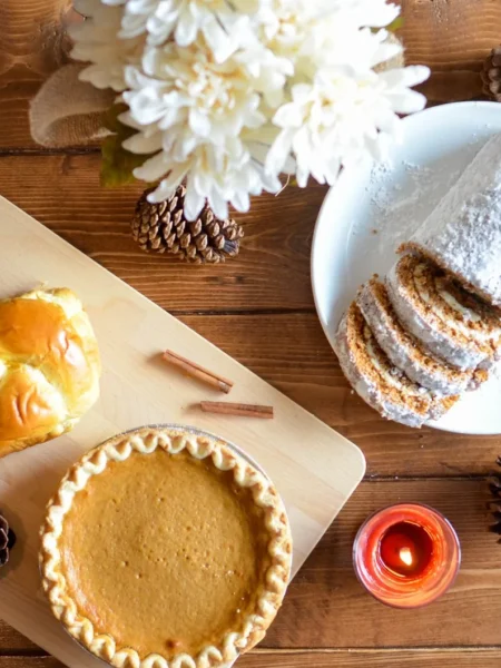 Pumpkin Pie French Toast Roll Ups