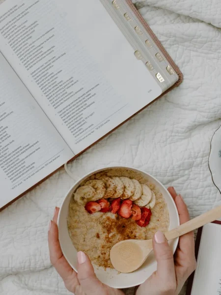 Review The Food Bible
