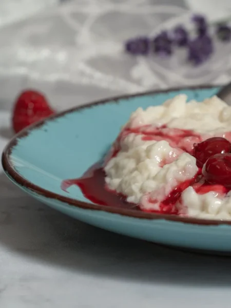 Rice Pudding With Blueberries