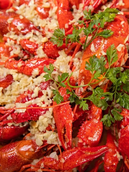 Seafood Boil With Garlic Butter Sauce