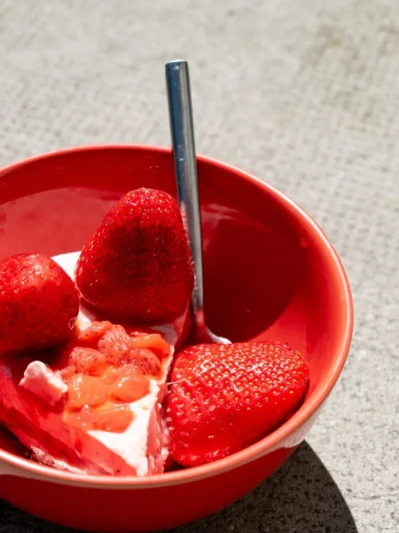 Simple Strawberry Cheesecake Salad