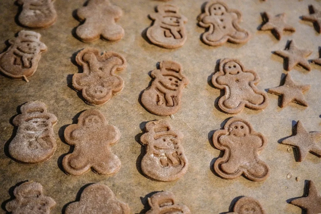 Soft And Chewy Ginger Molasses Cookies