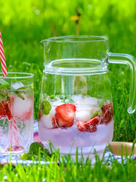 Strawberry Lemonade Bars