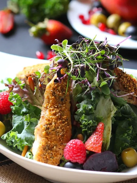 Strawberry Salad With Chicken