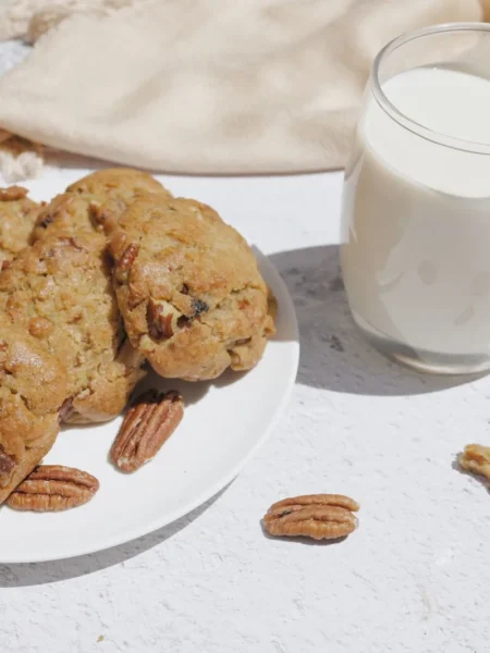 Vanilla Bean Butter Pecan Cookies