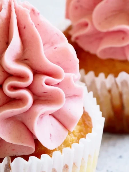 vanilla cupcake recipe with buttercream frosting